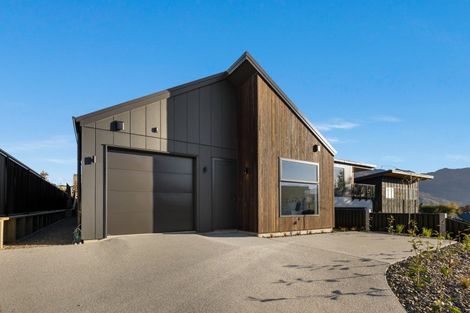 Photo of property in 199 Aubrey Road, Wanaka, 9305