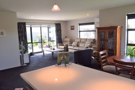 Photo of property in 3 Jade Court, Rolleston, 7614