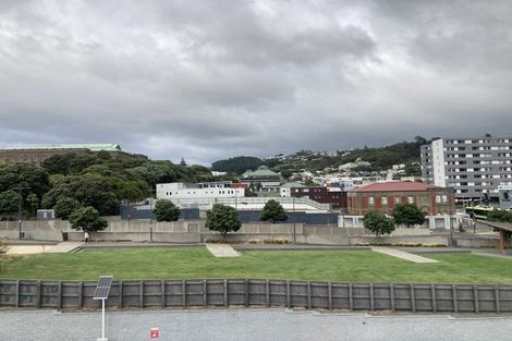 Photo of property in 3/32 Martin Square, Te Aro, Wellington, 6011