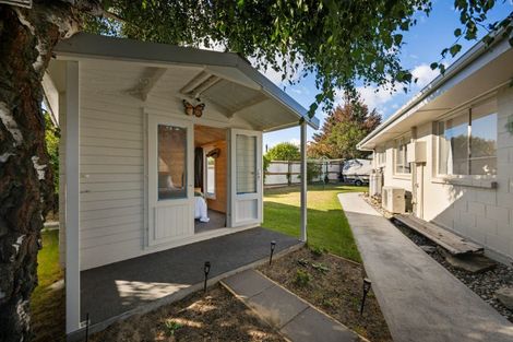 Photo of property in 82 Molyneux Avenue, Cromwell, 9310