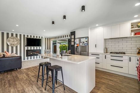 Photo of property in 1 Alfred Street, Westshore, Napier, 4110