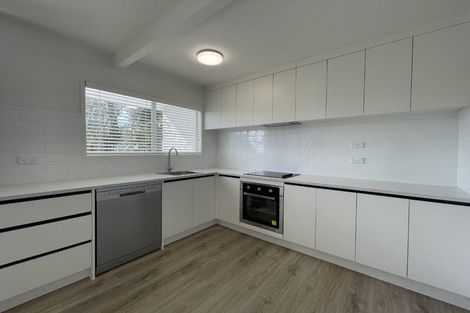 Photo of property in 1/74 Sunnybrae Road, Hillcrest, Auckland, 0627