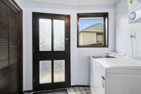 Photo of property in 73 Glenross Street, Glenross, Dunedin, 9011