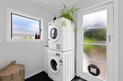 Photo of property in 1/55 Rosier Road, Glen Eden, Auckland, 0602