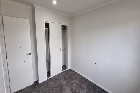 Photo of property in 425f Great South Road, Opaheke, 2113