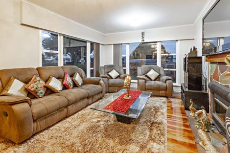 Photo of property in 142 Russell Road, Manurewa, Auckland, 2102