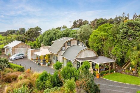 Photo of property in 254 Rimmer Road, Helensville, 0875