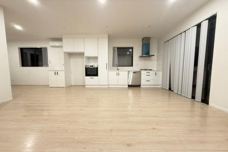 Photo of property in 106 Bellbird Street, Papakura, 2110