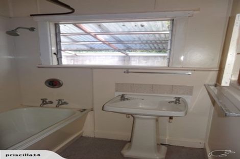 Photo of property in 68 Matai Street West, Riccarton, Christchurch, 8011