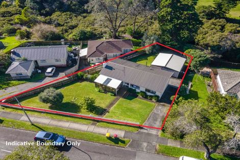 Photo of property in 42 Ennis Avenue, Pakuranga Heights, Auckland, 2010