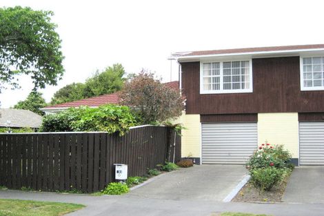 Photo of property in 19 Brookby Crescent, Avonhead, Christchurch, 8042
