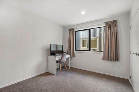 Photo of property in 22 Riley Street, Lake Hawea, 9382