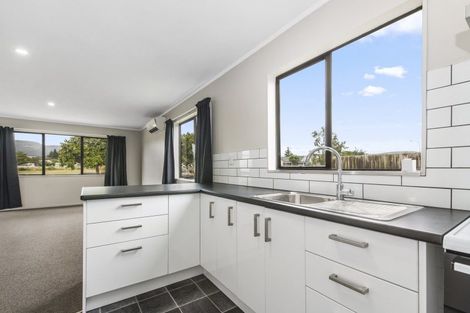 Photo of property in 50a Pohutukawa Drive, Owhata, Rotorua, 3010