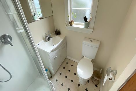 Photo of property in 136u1 Evans Bay Parade, Roseneath, Wellington, 6021
