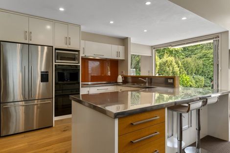 Photo of property in 10 Olivia Street, Stratford, 4332