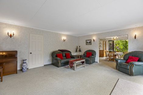 Photo of property in 14 Tainui Terrace, Inglewood, 4330