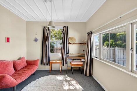 Photo of property in 13-14 Meeanee Quay, Westshore, Napier, 4110