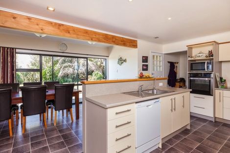 Photo of property in 214 Mataro Road, Onaero, Urenui, 4375