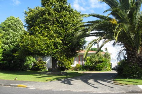 Photo of property in 4 Matheson Street, Papakura, 2110