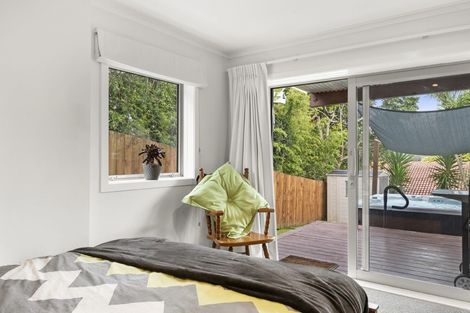 Photo of property in 24 Shanaway Rise, Hillcrest, Auckland, 0627