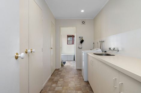 Photo of property in 1 Longfellow Street, Leamington, Cambridge, 3432