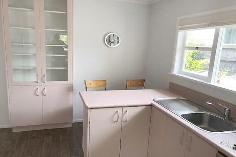 Photo of property in 11 Mangakura Road, Helensville, 0800