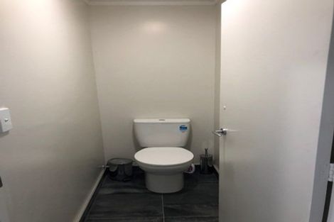 Photo of property in 115 Athena Drive, Totara Vale, Auckland, 0629