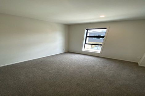 Photo of property in 22 Te Ara O Ralph Olsen, Wainuiomata, Lower Hutt, 5014