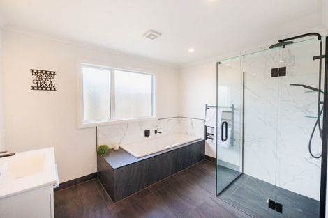 Photo of property in 123d James Line, Kelvin Grove, Palmerston North, 4414