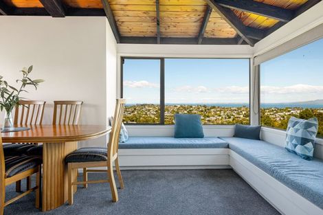 Photo of property in 2/194 Glenvar Road, Torbay, Auckland, 0630