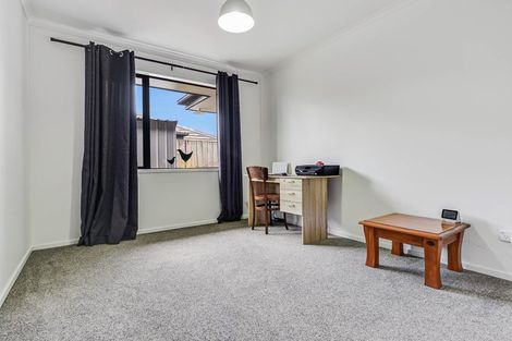 Photo of property in 8 Carlingford Rise, Dinsdale, Hamilton, 3204