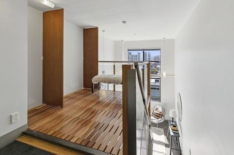 Photo of property in Urbane Apartments, 27/29 Webb Street, Mount Cook, Wellington, 6011