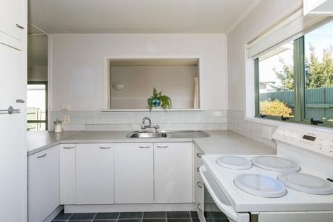 Photo of property in 810 Sylvan Road, Mayfair, Hastings, 4122