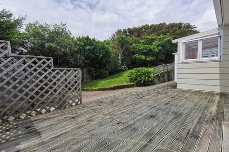 Photo of property in 28 Kaitangata Crescent, Kelson, Lower Hutt, 5010