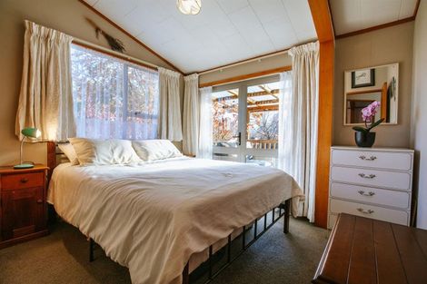 Photo of property in 1 Hunter Crescent, Wanaka, 9305