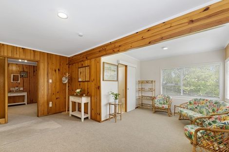 Photo of property in 14 Ragley Street, Titirangi, Auckland, 0604