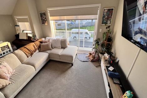 Photo of property in 4 Kopua Place, Whitby, Porirua, 5024