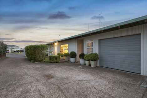 Photo of property in 1/73 Florence Avenue, Orewa, 0931