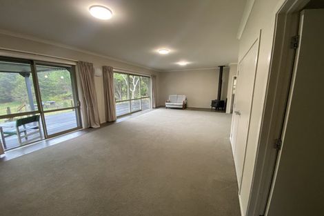 Photo of property in 122 Upper Waiwera Road, Puhoi, Silverdale, 0994