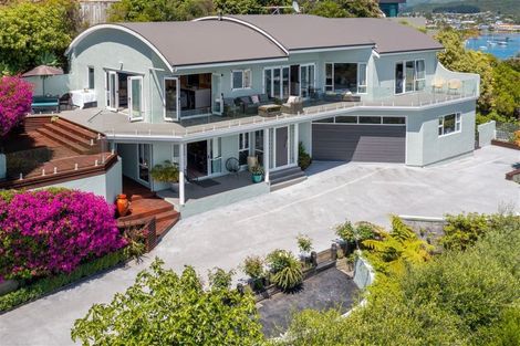 Photo of property in 2 Marina View, Waikawa, Picton, 7281