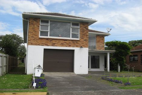 Photo of property in 5 Waterfront Road, Mangere Bridge, Auckland, 2022