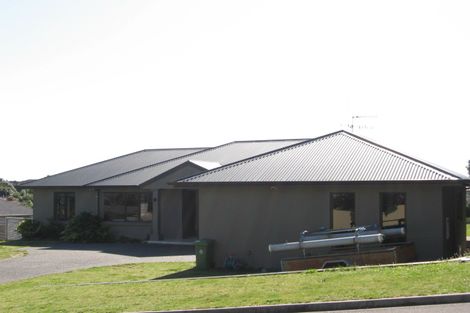 Photo of property in 6 Saint Clements Grove, Bethlehem, Tauranga, 3110