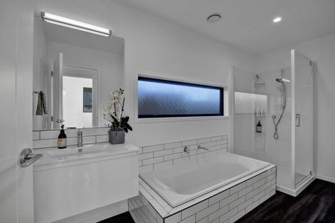 Photo of property in 42 Papawhero Drive, Bell Block, New Plymouth, 4312