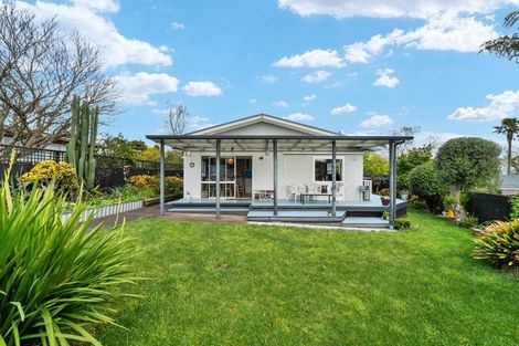 Photo of property in 12 April Place, Red Hill, Papakura, 2110