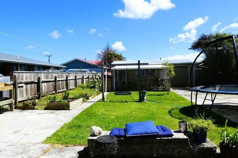 Photo of property in 80 Derby Street, Westport, 7825