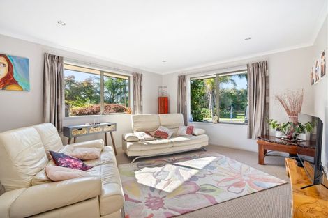 Photo of property in 10 Urutawa Drive, Kerikeri, 0230