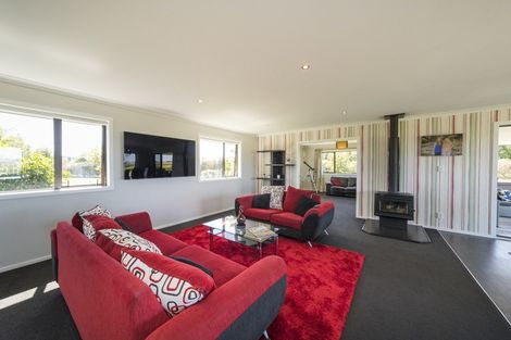 Photo of property in 707 Aranui Road, Kairanga, Palmerston North, 4475