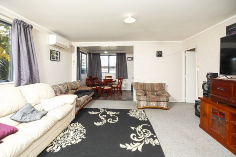 Photo of property in 15 Rachel Place, Dinsdale, Hamilton, 3204