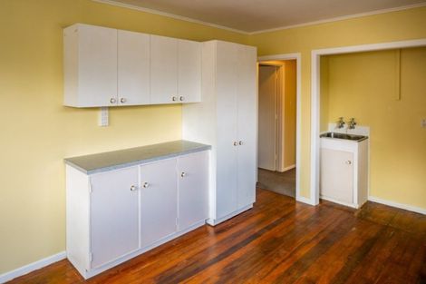 Photo of property in 4 Helvetia Grove, Naenae, Lower Hutt, 5011