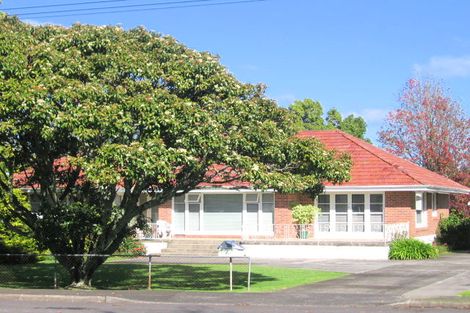 Photo of property in 26 Garelja Road, Henderson, Auckland, 0612